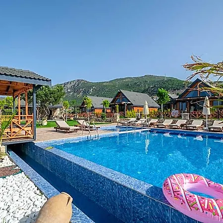 Kas Konak Bungalows מלון
